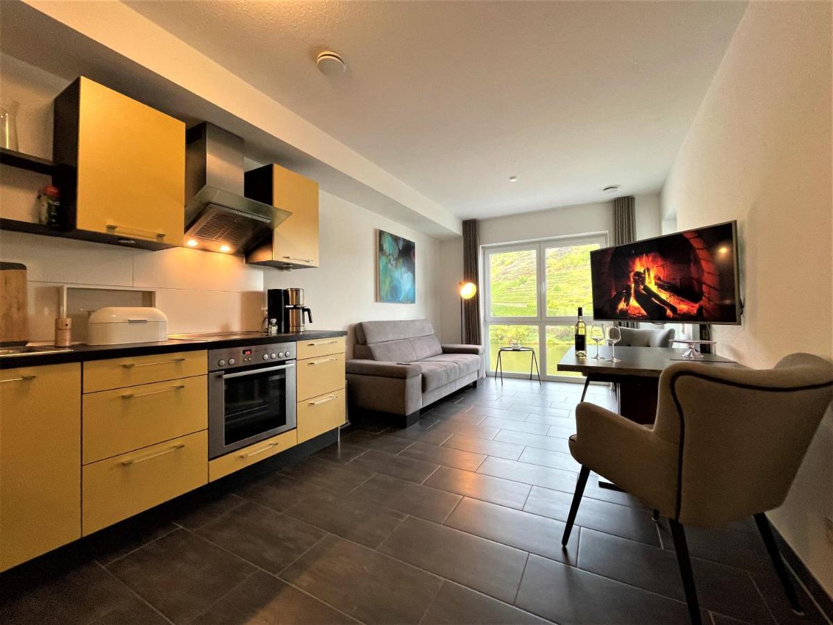 Moselpromenade Villa Moselufer, Panorama & Burg Cochem Blick, Netflix, Balkon Extérieur photo