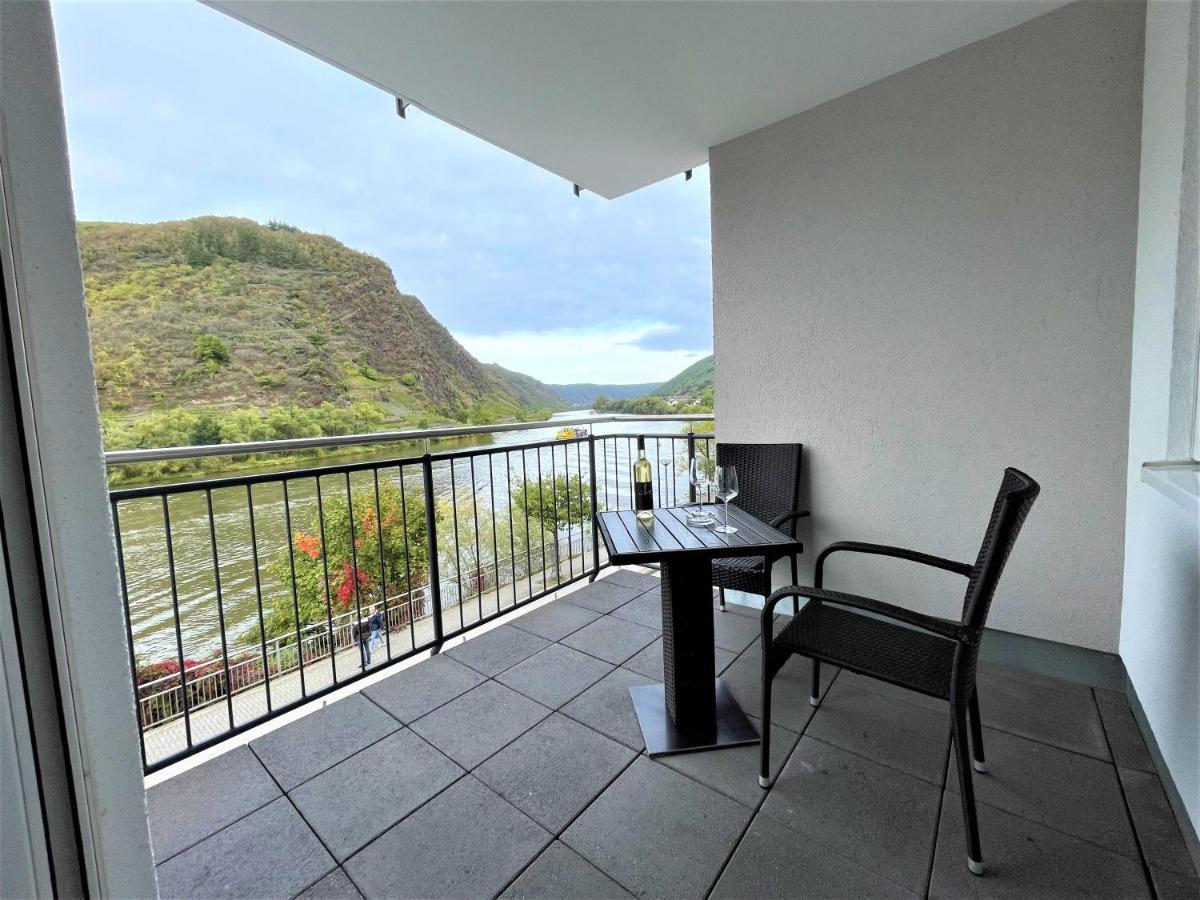 Moselpromenade Villa Moselufer, Panorama & Burg Cochem Blick, Netflix, Balkon Extérieur photo